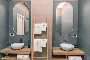 Four - Acanfora Suites