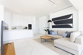 Crystal I Luxury Apartments
