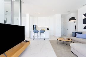 Crystal I Luxury Apartments