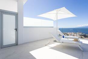 Crystal I Luxury Apartments