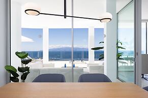 Crystal I Luxury Apartments