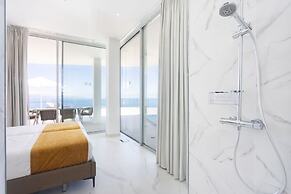 Crystal I Luxury Apartments