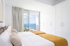 Crystal I Luxury Apartments