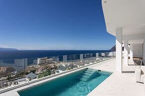 Crystal I Luxury Apartments