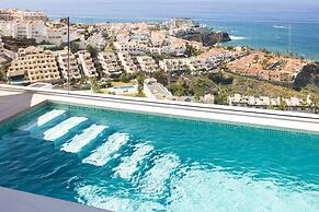 Crystal I Luxury Apartments