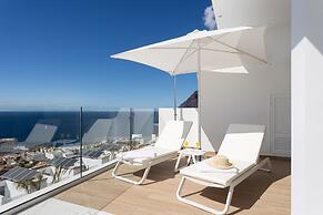 Crystal I Luxury Apartments