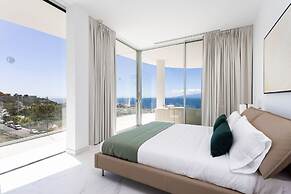Crystal I Luxury Apartments