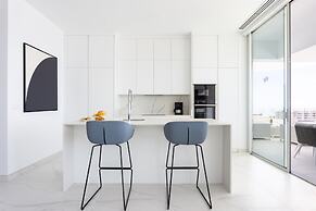 Crystal I Luxury Apartments