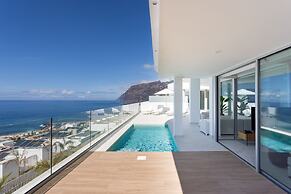 Crystal I Luxury Apartments