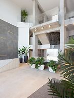 Crystal I Luxury Apartments