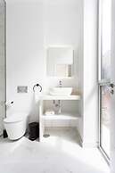 Crystal I Luxury Apartments