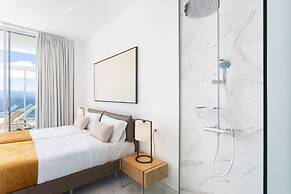 Crystal I Luxury Apartments