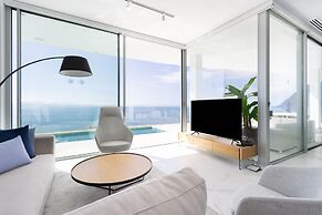 Crystal I Luxury Apartments