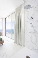 Crystal I Luxury Apartments