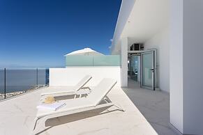 Crystal I Luxury Apartments
