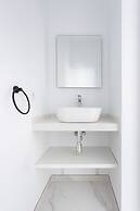 Crystal I Luxury Apartments