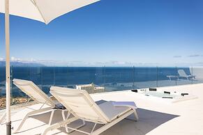 Crystal I Luxury Apartments