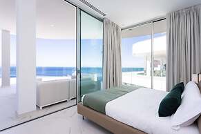 Crystal I Luxury Apartments