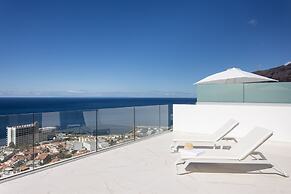 Crystal I Luxury Apartments