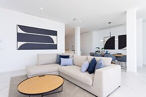 Crystal I Luxury Apartments