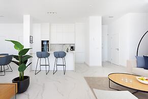 Crystal I Luxury Apartments