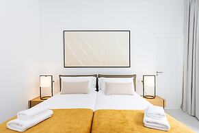 Crystal I Luxury Apartments