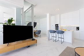 Crystal I Luxury Apartments
