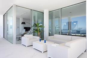 Crystal I Luxury Apartments