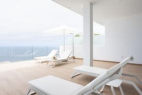 Crystal I Luxury Apartments