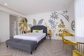 Len's Hotel