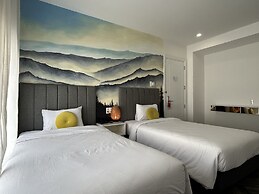 Len's Hotel