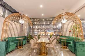 Len's Hotel