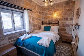 Cunda Alesta Otel