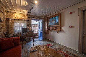 Cunda Alesta Otel