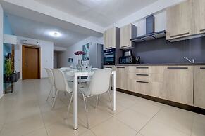 Sliema Tigne Suites