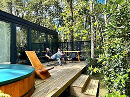 Calma Cabins
