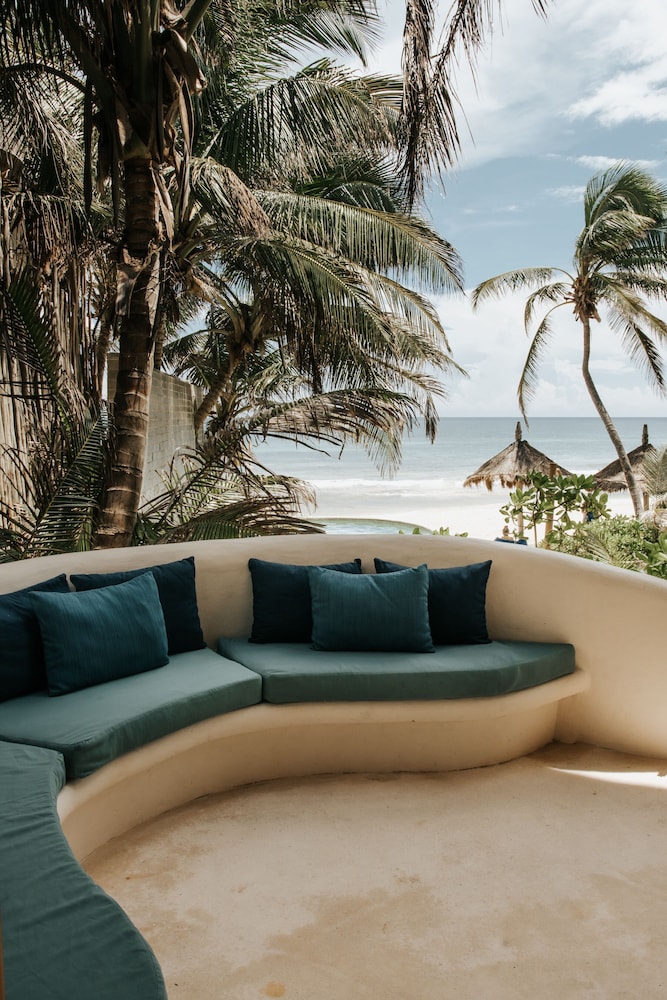 Mahayana Tulum Beach Homes