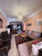 1 Bed Flat - Sleeps 2 - Parking - Wifi