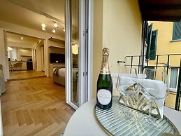 Bellagio Luxury Suites Apartments