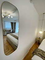 Bellagio Luxury Suites Apartments