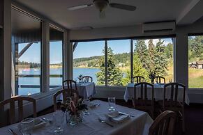 Lac Le Jeune Resort