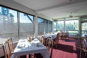 Lac Le Jeune Resort