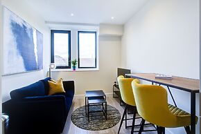 Beautiful 1-bed Apartment in Cheam, Sutton