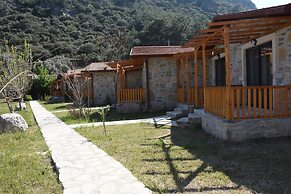Begonvillage Tatil Evleri