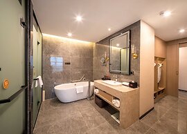 Qingyuan Yuanguang Argyle Hotel