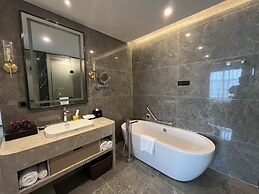 Qingyuan Yuanguang Argyle Hotel
