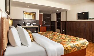 Summit Oakden Resort & Spa