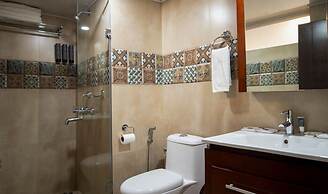 Summit Oakden Resort & Spa