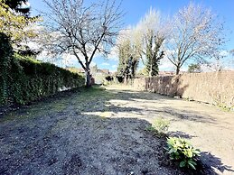 Belle maison avec grand jardin et garage