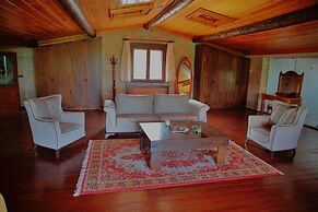 The Mira House